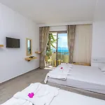 Defne Kaş