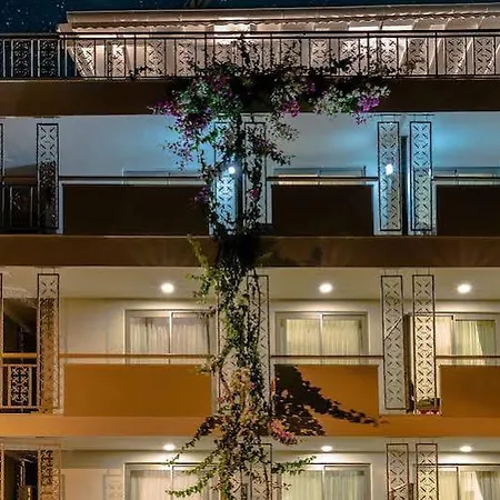 Hotel Defne