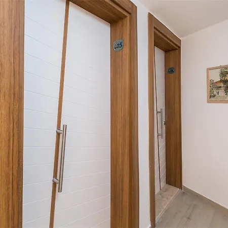 Hotel Defne