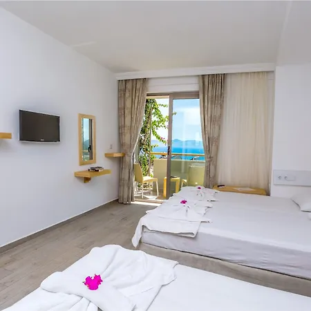 Defne Готель 3*